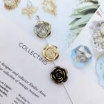 120pcs 20mm Flatback Drilled Rose with Gold Frame Cabochons Flower Beads Plastic... - Image 3