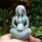 YJZZ ivrsn Mother Earth Art Statue, Moon Goddess Statue Ornament, Abstract Natur... - Image 3