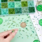 PH PandaHall 7782pcs 3mm Seed Beads 8/0 Green Glass Beads Friendship Waist Beads... - Image 4