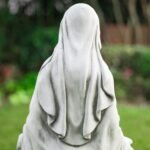 glitzhome GH50521 Blessed Mother Virgin Mary Religious Garden Decor Statue, 31 I... - Image 6