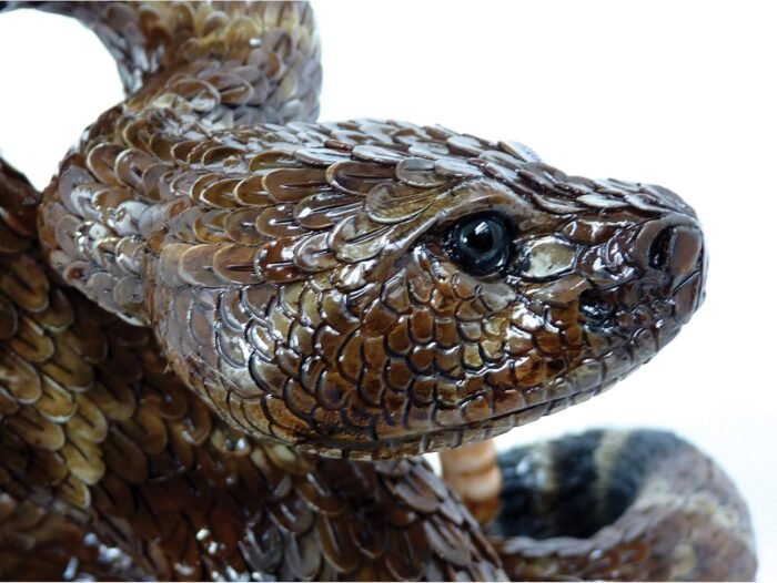 Michael Carr Designs Western Diamondback Rattlesnake L - Outdoor Snake Figurine ... - Image 7
