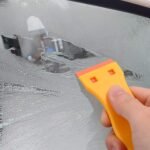EHDIS 1.5" Plastic Razor Scraper Tool with 10pcs Double Edged Blades for Adhesiv... - Image 4