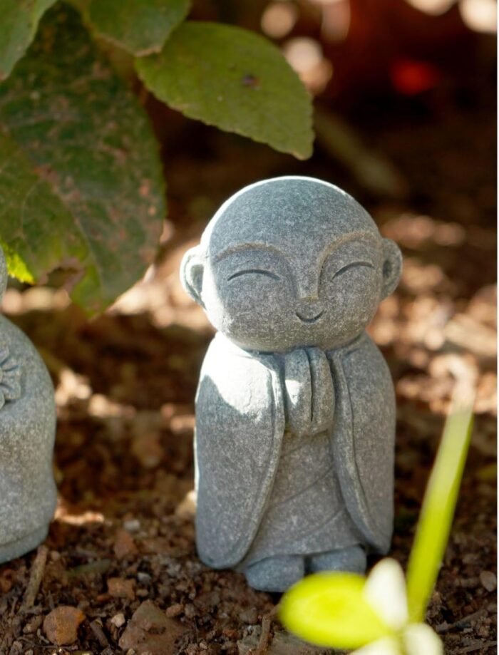OwMell Japanese Jizo Monk Statue Praying, Buddha Jizo Statue Figurine Memorial S... - Image 5