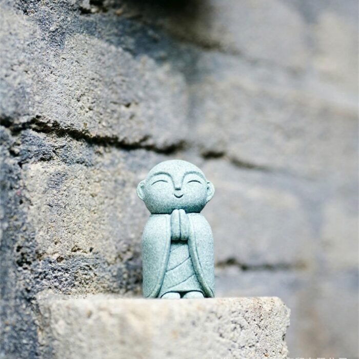 OwMell Japanese Jizo Monk Statue Praying, Buddha Jizo Statue Figurine Memorial S... - Image 6